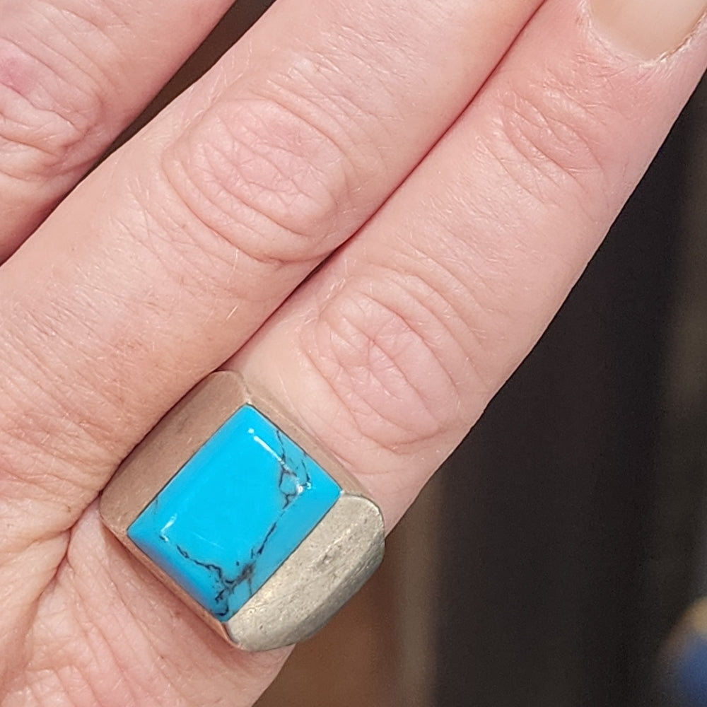 Sterling silver turquoise heavy quality ring size 9.5  vintage jewelry unisex