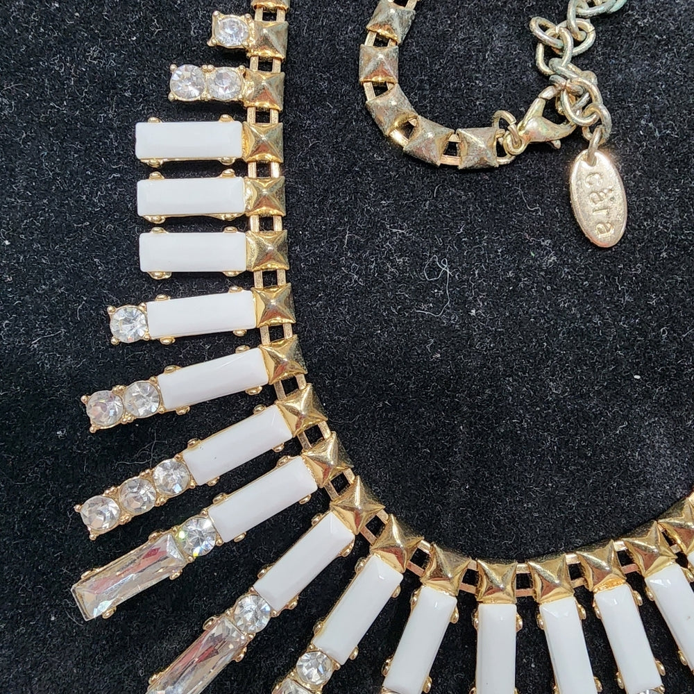 Cara New York Fashion designer costume jewelry rhinestone necklace