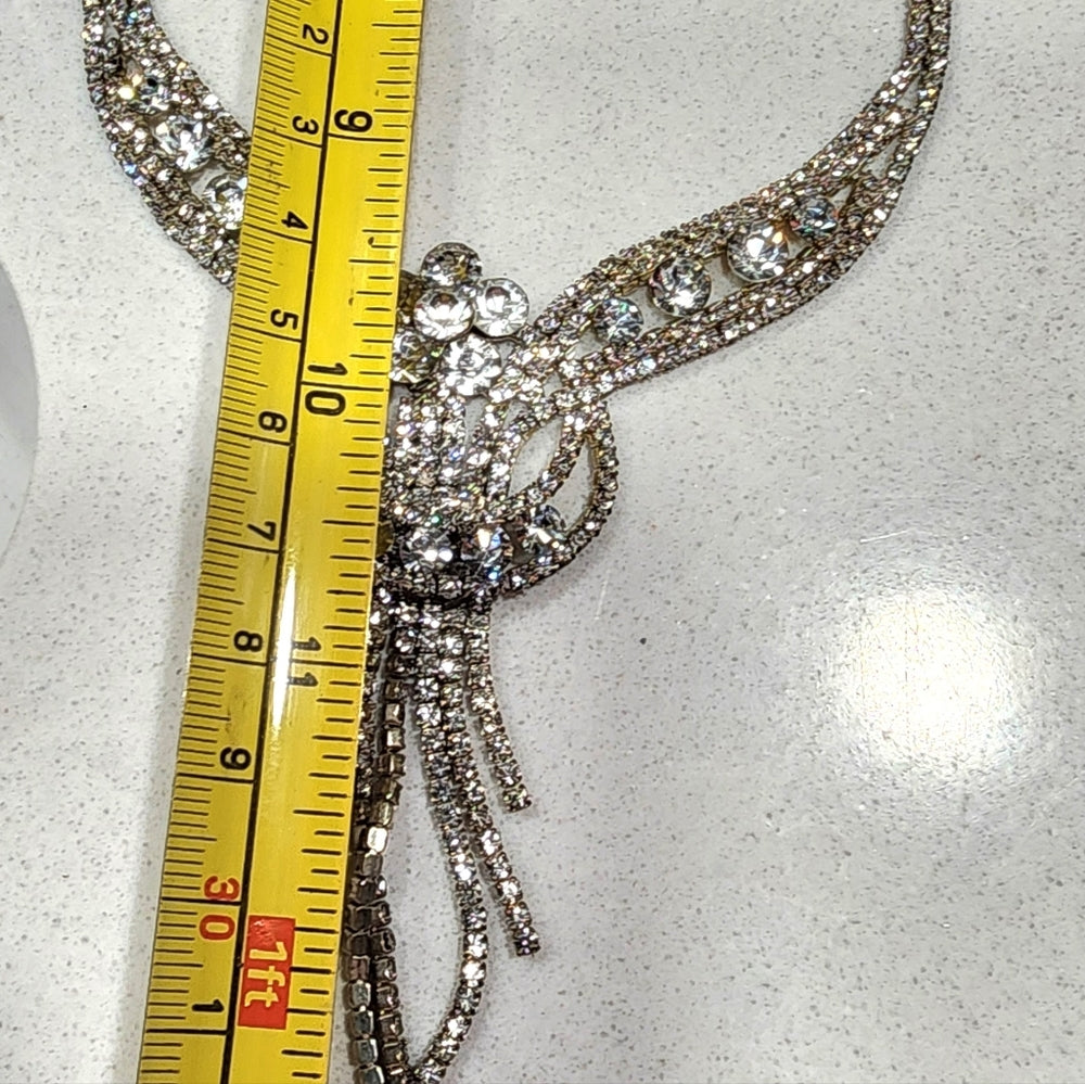 Floral rhinestone costume fashion jewelry necklace silver tone wedding party