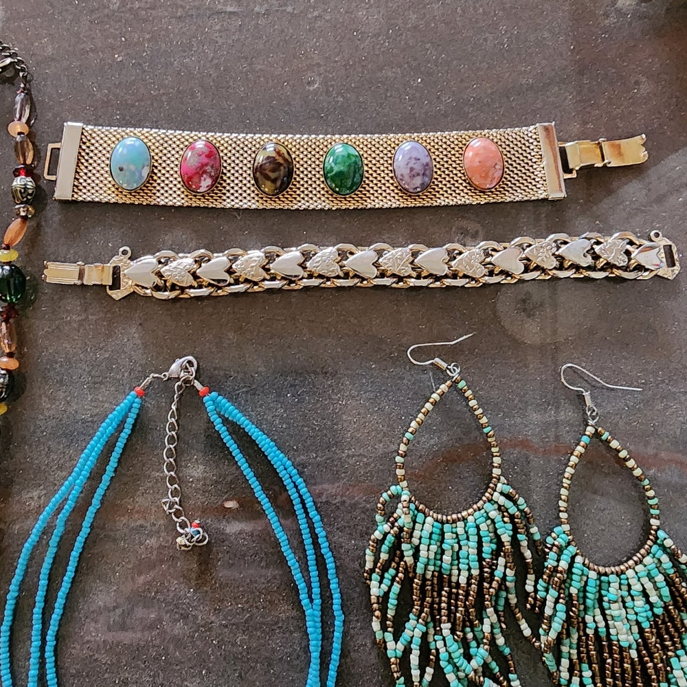 Costume Fashion jewelry bundle lot necklaces butterfly pin beaded earrings