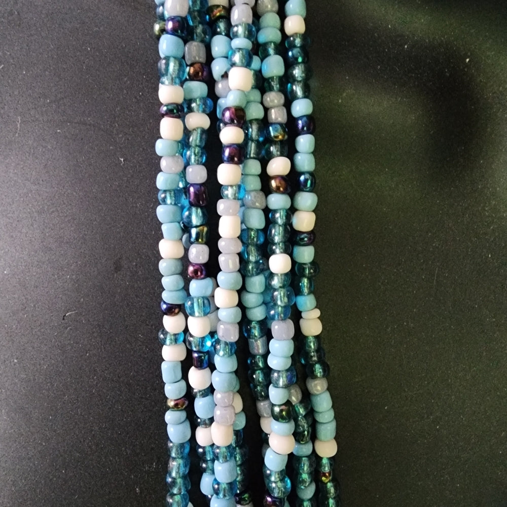 Costume fashion jewelry glass beaded necklace turquoise blue tones