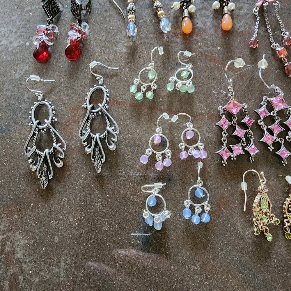 Bundle lot fashion costume jewelry pierced earrings dangle rhinestone dice