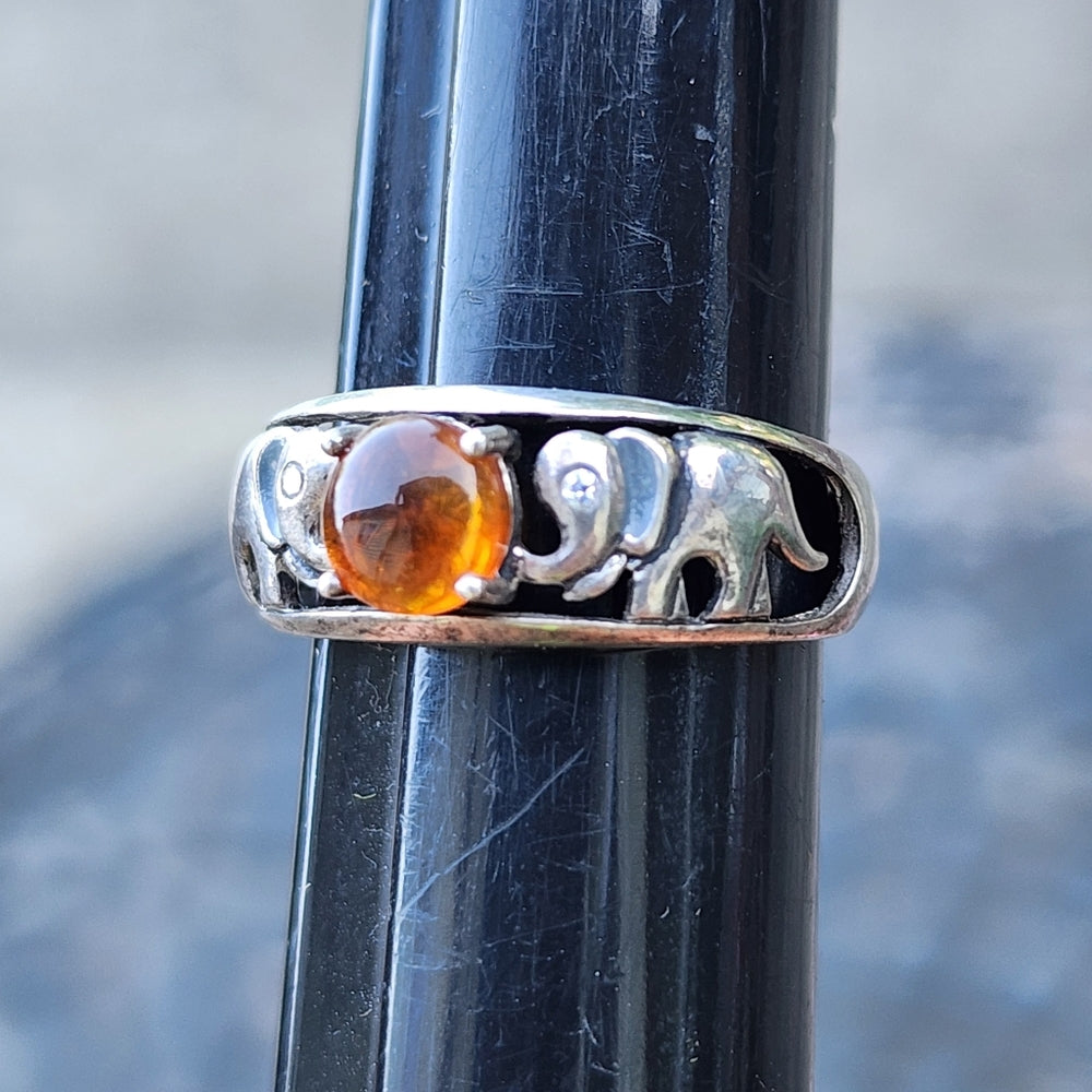 Vintage sterling silver Amber stone Lucky elephant ring size 7