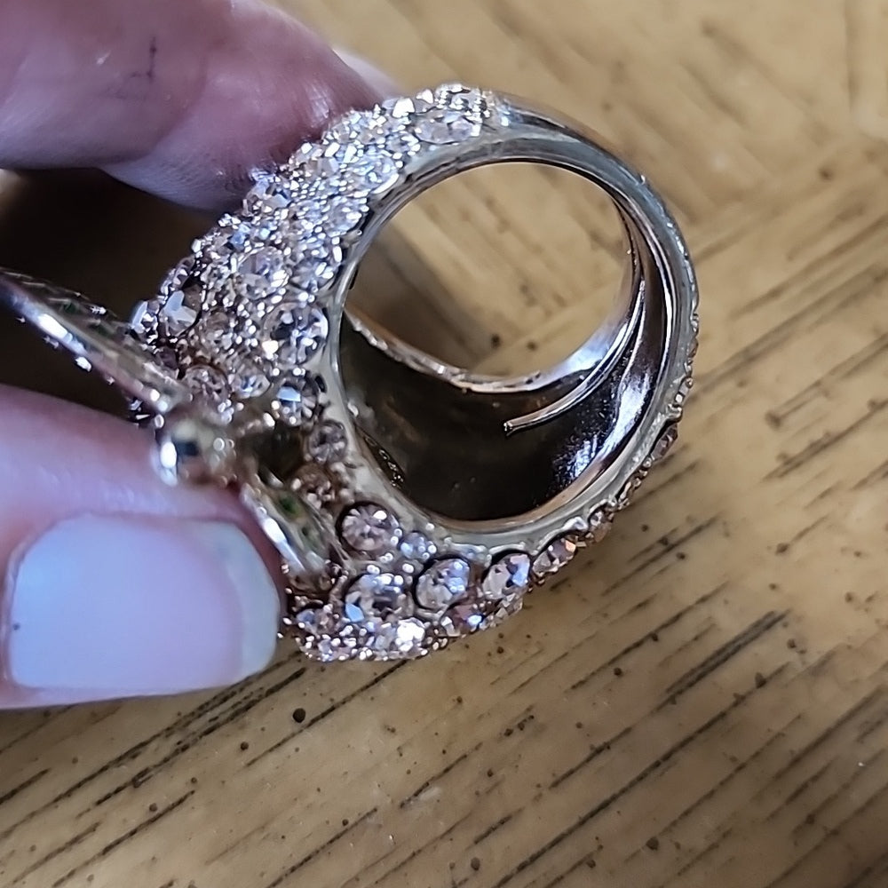 Designer Marc by Marc Jacobs huge chunky rhinestone apple ring size 6 to 8 bling
