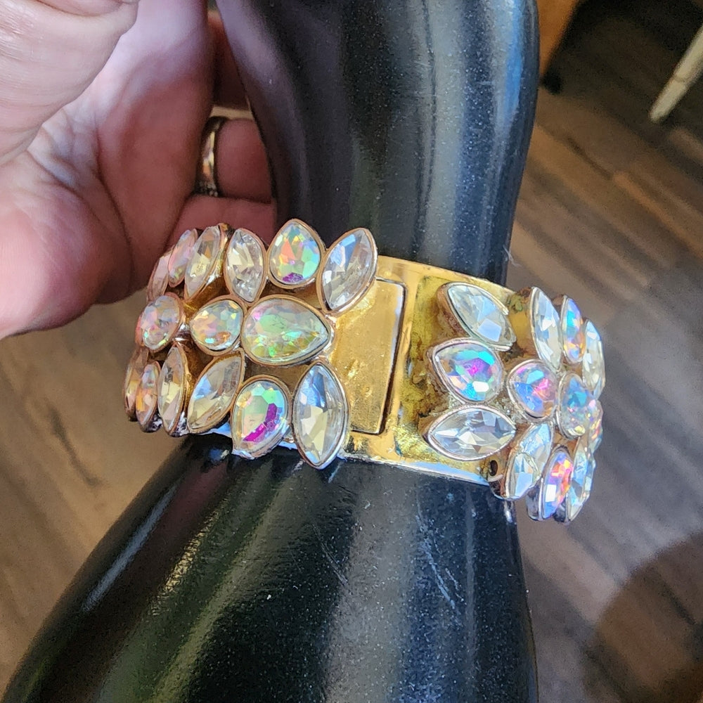 Ann Taylor Aurora borealis rhinestone gold tone Chunky Bangle bracelet designer