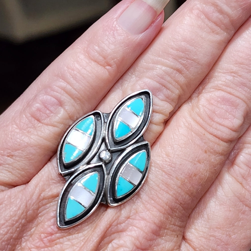 Sterling silver Native American Artist signed ring size 7.5 turquoise mo…