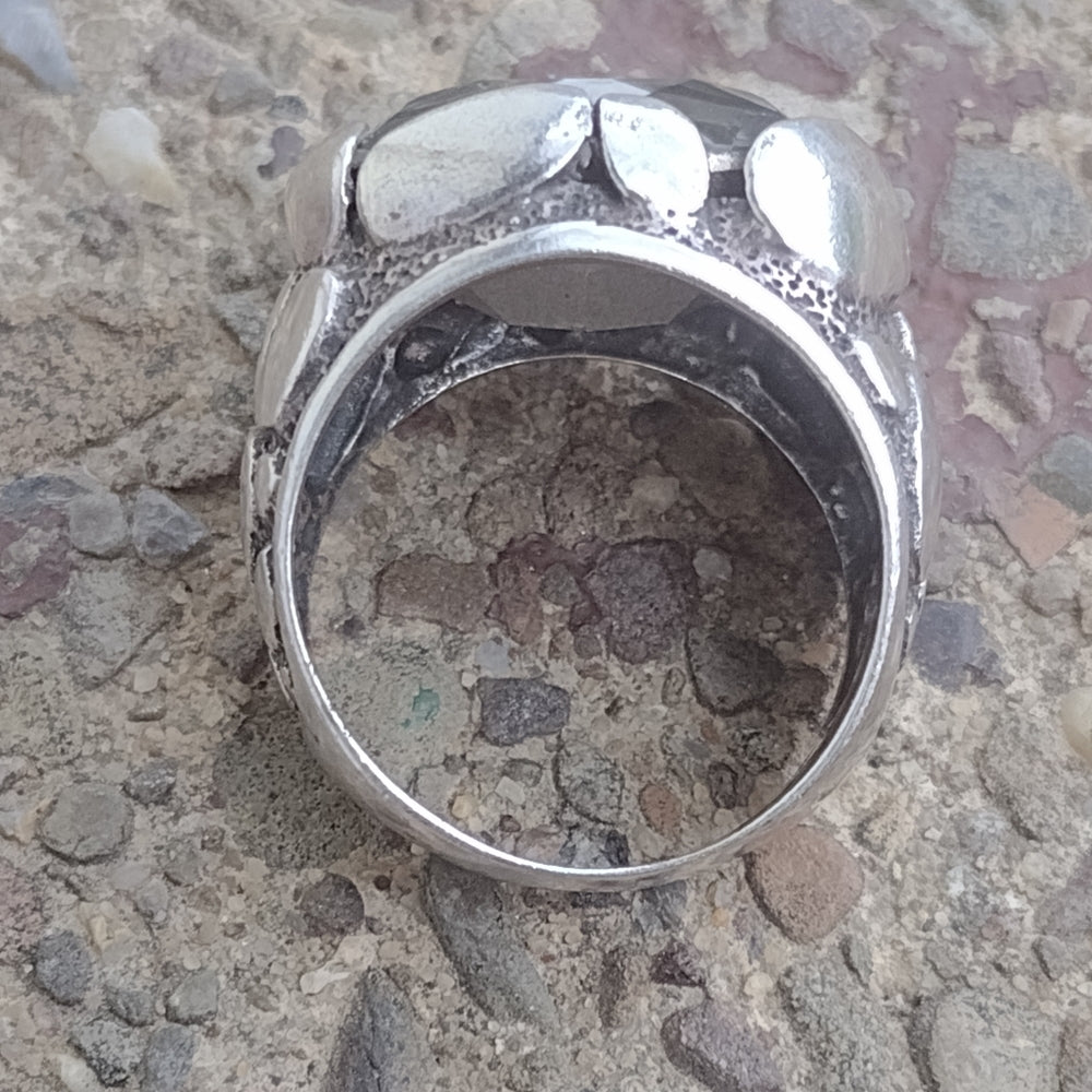 Retro modern chunky sterling silver ring with large Grey Stone size 7