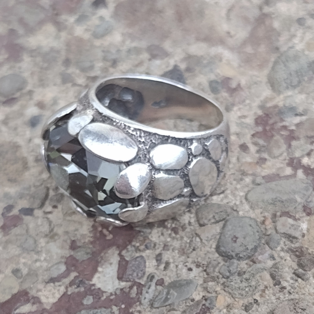 Retro modern chunky sterling silver ring with large Grey Stone size 7