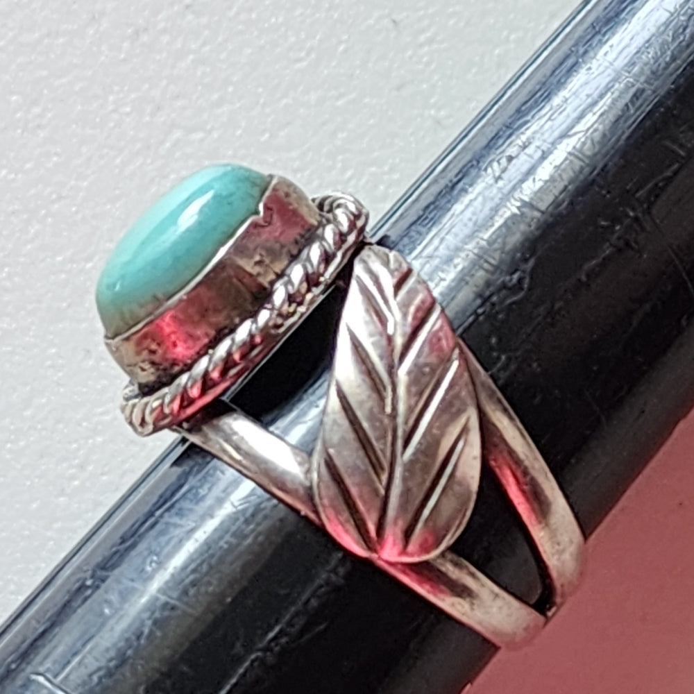 Vintage sterling silver Native American ring size 6 turquoise jewelry