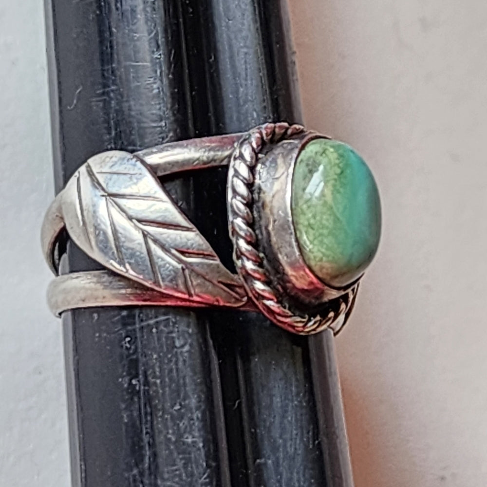 Vintage sterling silver Native American ring size 6 turquoise jewelry