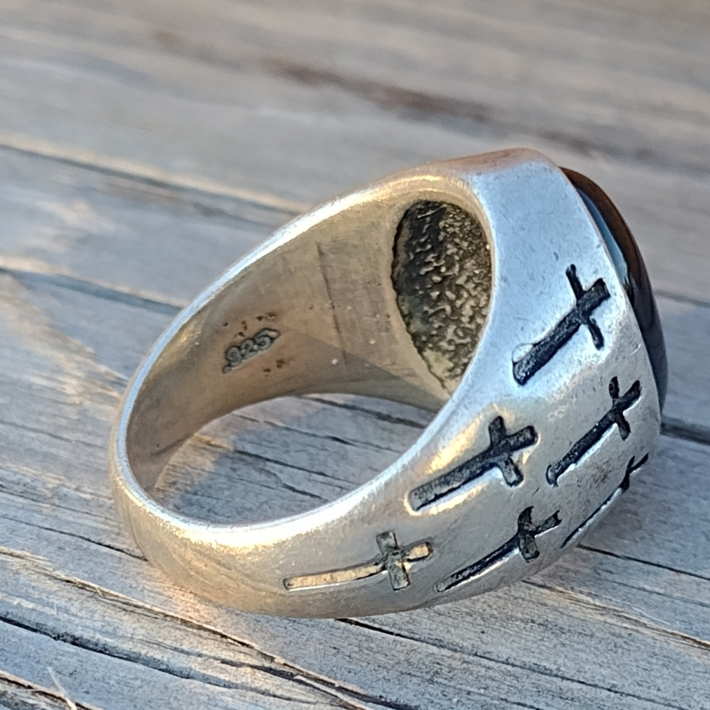 Vintage biker sterling silver ring with Black stone and crosses size 6 fine jewe