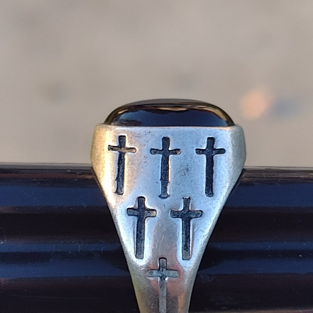 Vintage biker sterling silver ring with Black stone and crosses size 6 fine jewe