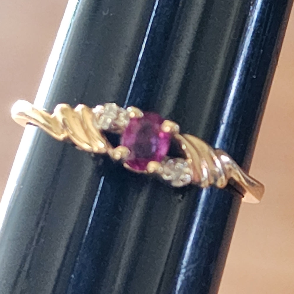10K yellow gold pink sapphire and diamond ring size 6.5 fine jewelry