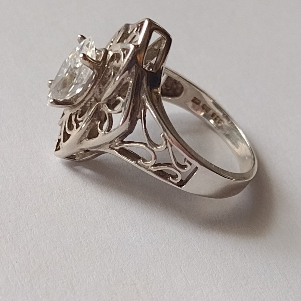 Sterling silver cubic zirconia ring size 5.5 signed DQ CZ from QVC jewelry