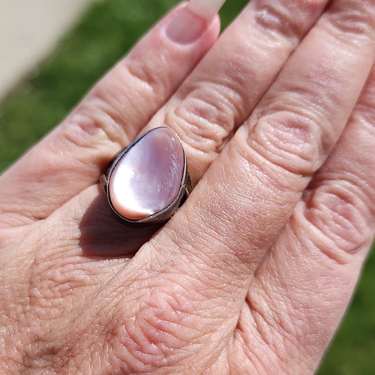 Native American sterling silver ring with mother of pearl artist signed …