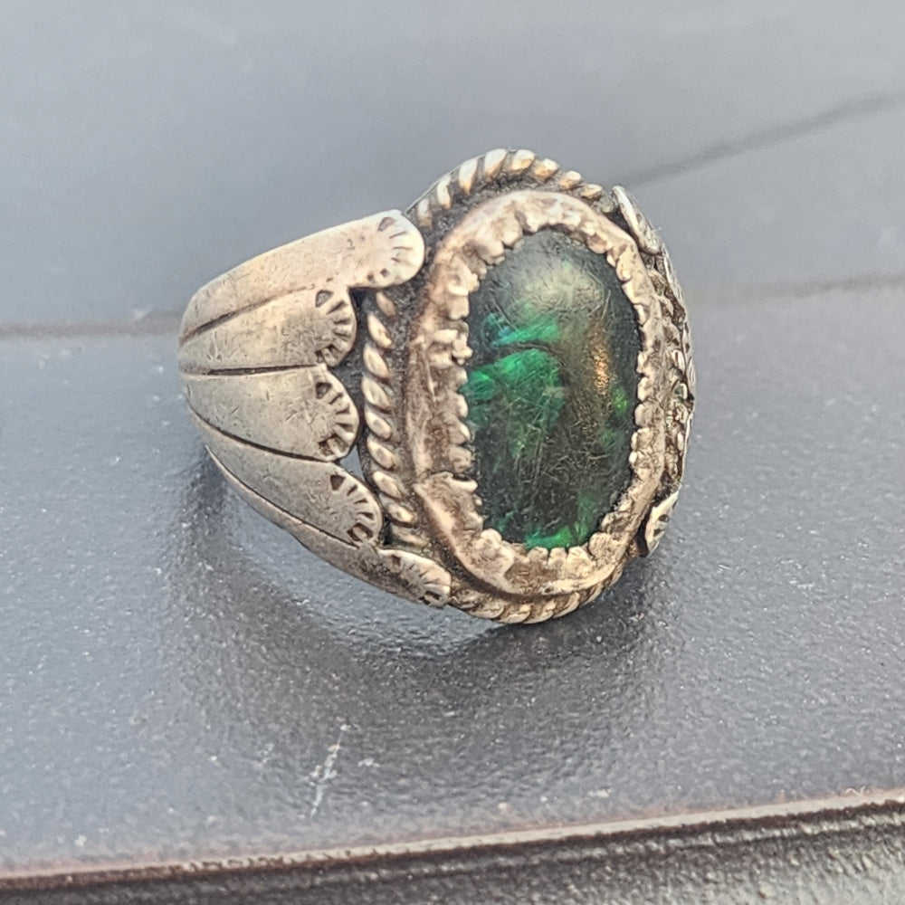 Old Sterling silver native american green abalone shell ring size 9.25 signed SC