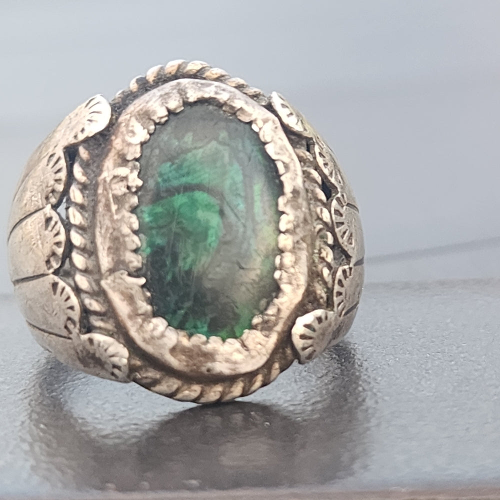 Old Sterling silver native american green abalone shell ring size 9.25 signed SC