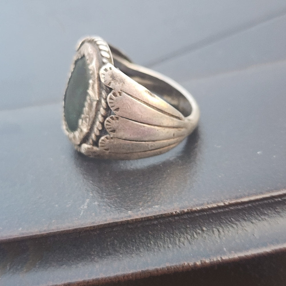 Old Sterling silver native american green abalone shell ring size 9.25 signed SC