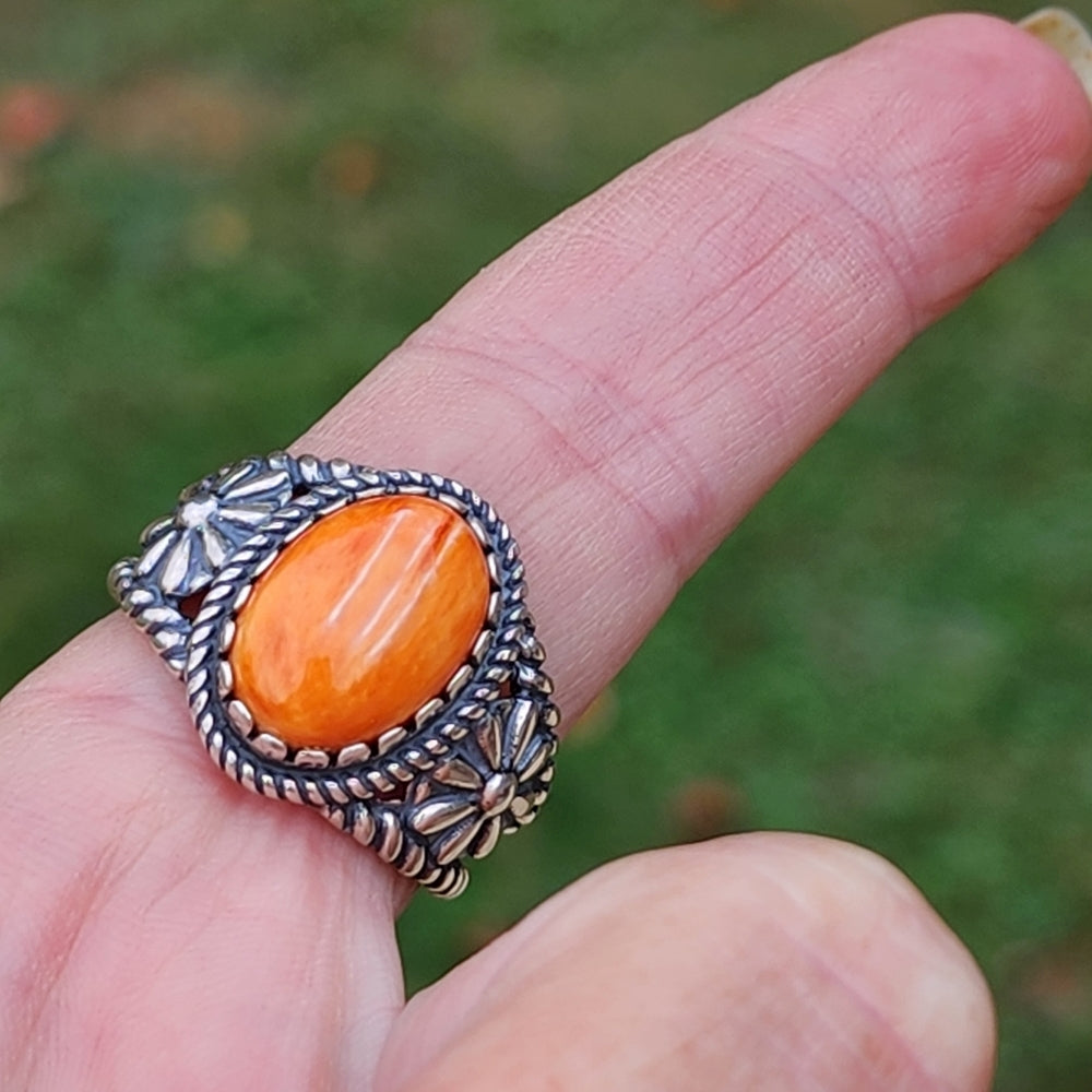 Relios Carolyn Pollack Sterling silver ring with orange Spiny oyster sz 9