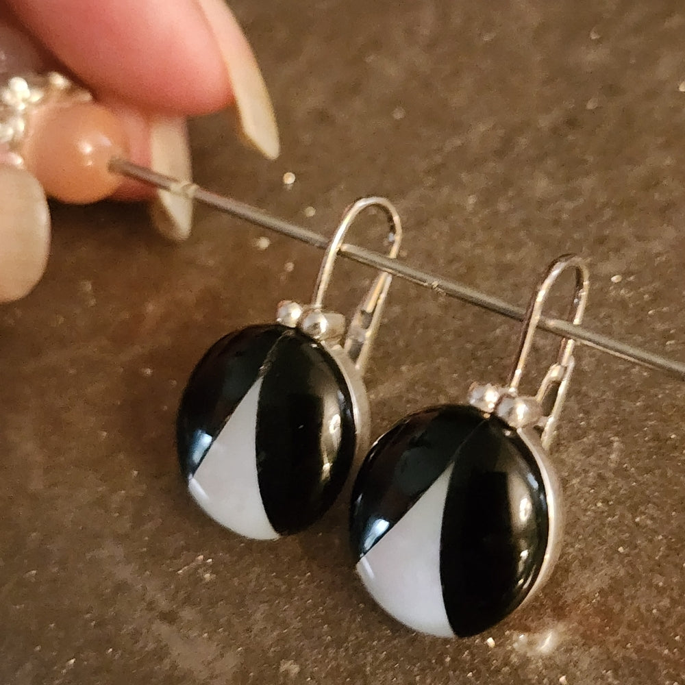 Sterling Silver Black Onyx & Mother Of Pearl post Earrings Espo Sig jewelry