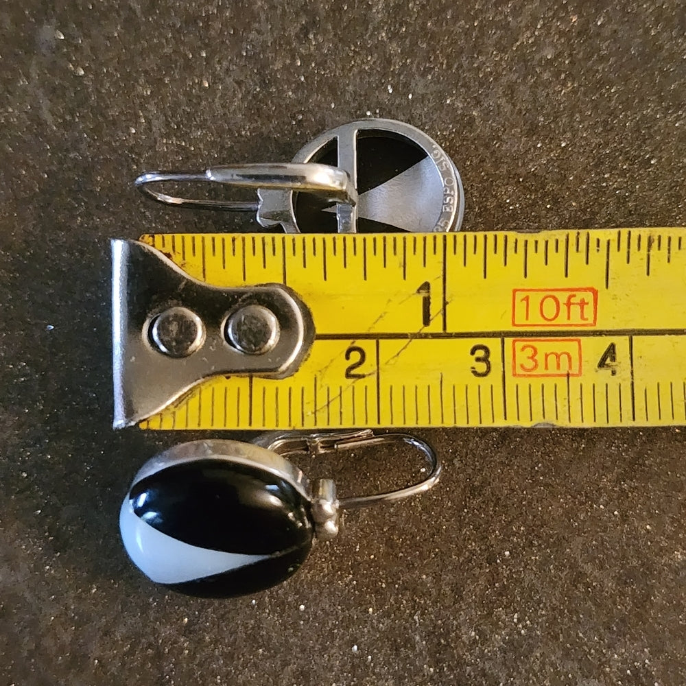 Sterling Silver Black Onyx & Mother Of Pearl post Earrings Espo Sig jewelry