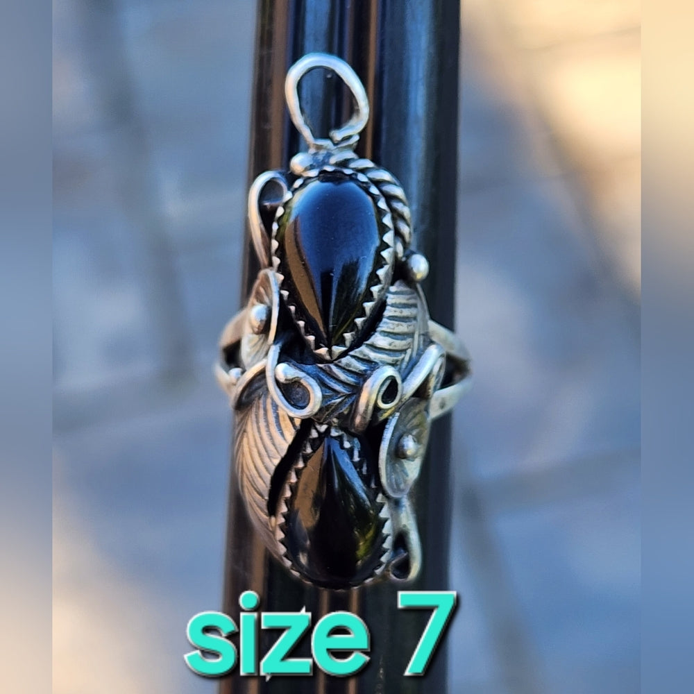 Sterling silver Native American black onyx ring pendant size 7Fine Jewelry