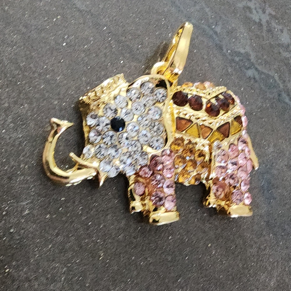 Rhinestone gold tone elephant pendant  fashion costume jewelry