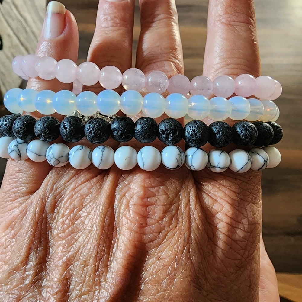 Bundle lot of 4 gemstone stretch bracelets howlite lava pink white heali…