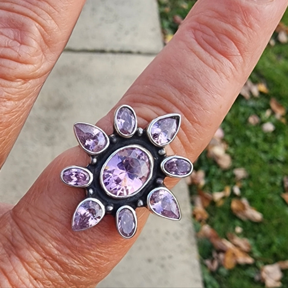 Sterling Silver Ring With Pink Gemstones size 7.25 Fine Fashion jewelry