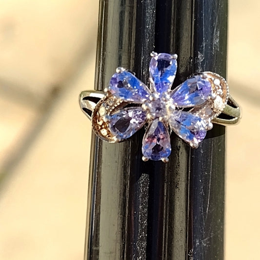 Sterling silver ring with amethyst stones made by Sunil Agrawal size 6