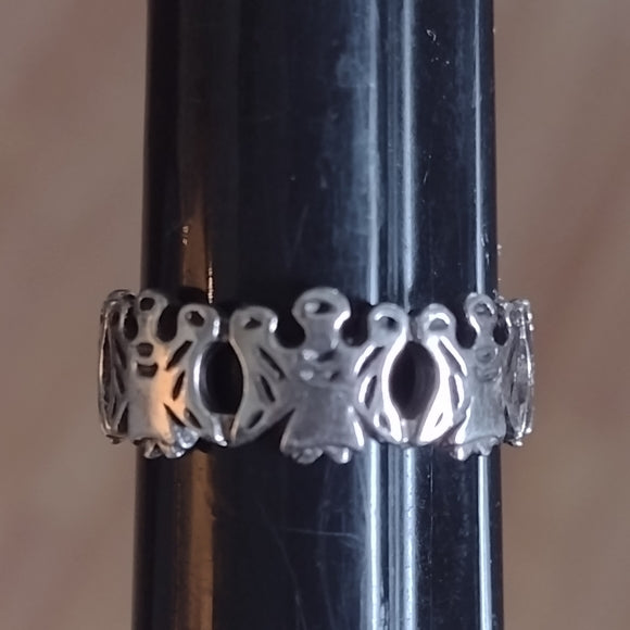 Sterling silver ring with angels size 7