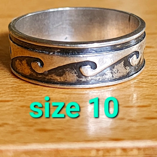 Vintage Mexican sterling silver ring band with waves size 10