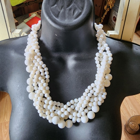 Baublebar chunky white necklace fashion jewelry