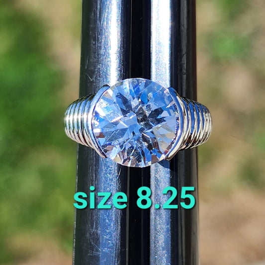 Sterling silver clear Stone ring beautiful stone size 8.25 wedding engagement