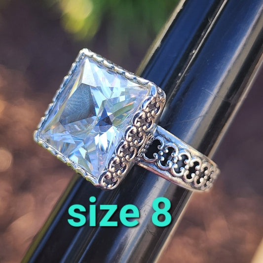 Quality chunky sterling silver ring Made in Israel size 8 big clear Stone