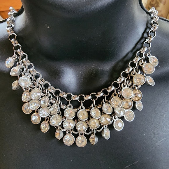 Costume jewelry rhinestone bib necklace