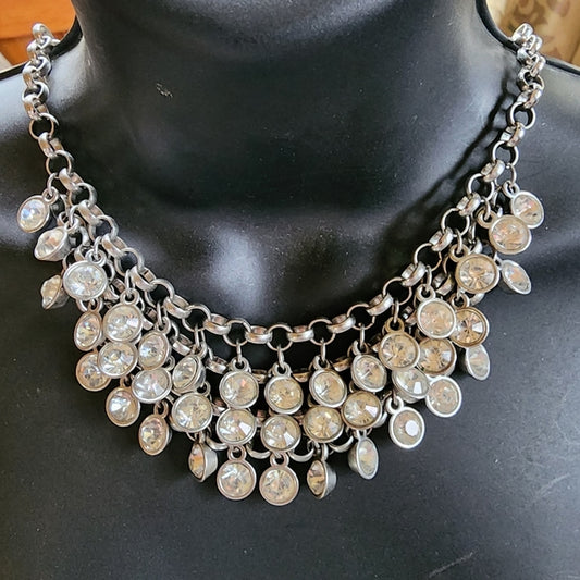 Costume jewelry rhinestone bib necklace