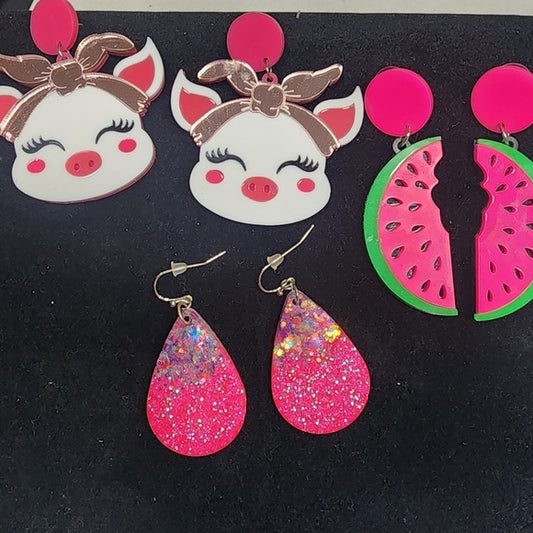 Fun summer jewelry lot of 3 earrings, pink tones, watermelon pigs.Sparkly chunky