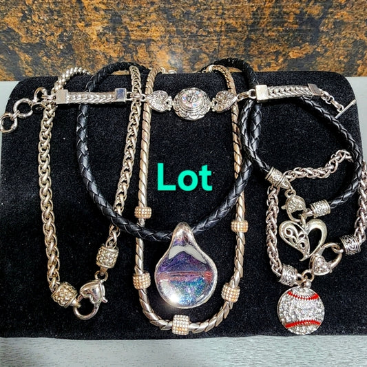 Fashion costume jewelry lot necklaces and bracelets some silver tone
