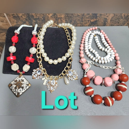 Lot of Fashion costume jewelry chunky necklaces vintage inspired