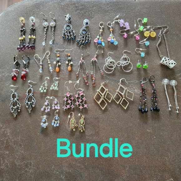 Bundle lot fashion costume jewelry pierced earrings dangle rhinestone dice
