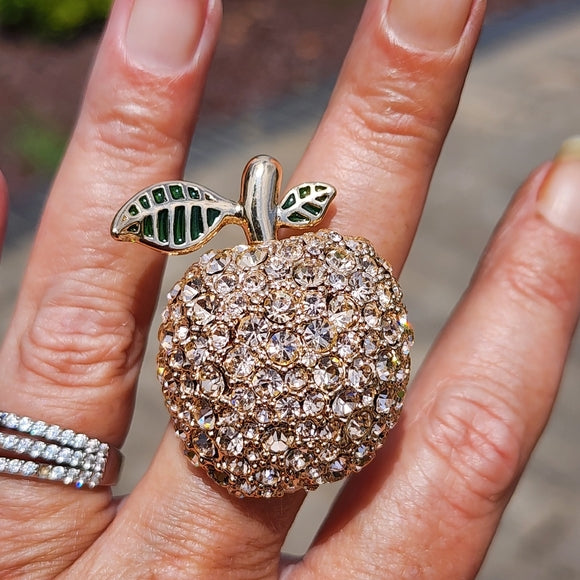 Designer Marc by Marc Jacobs huge chunky rhinestone apple ring size 6 to 8 bling