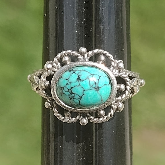 Sterling silver ring with blue turquoise type Stone size 5.5 fine jewelry