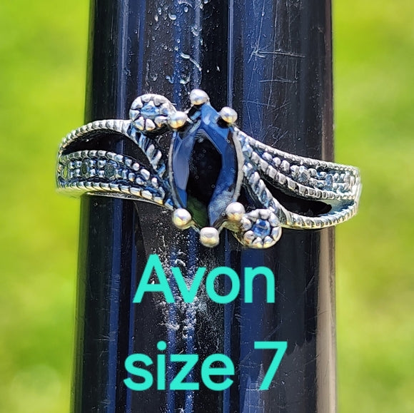 Vintage Avon Sterling Silver ring size 7 fine jewelry designer
