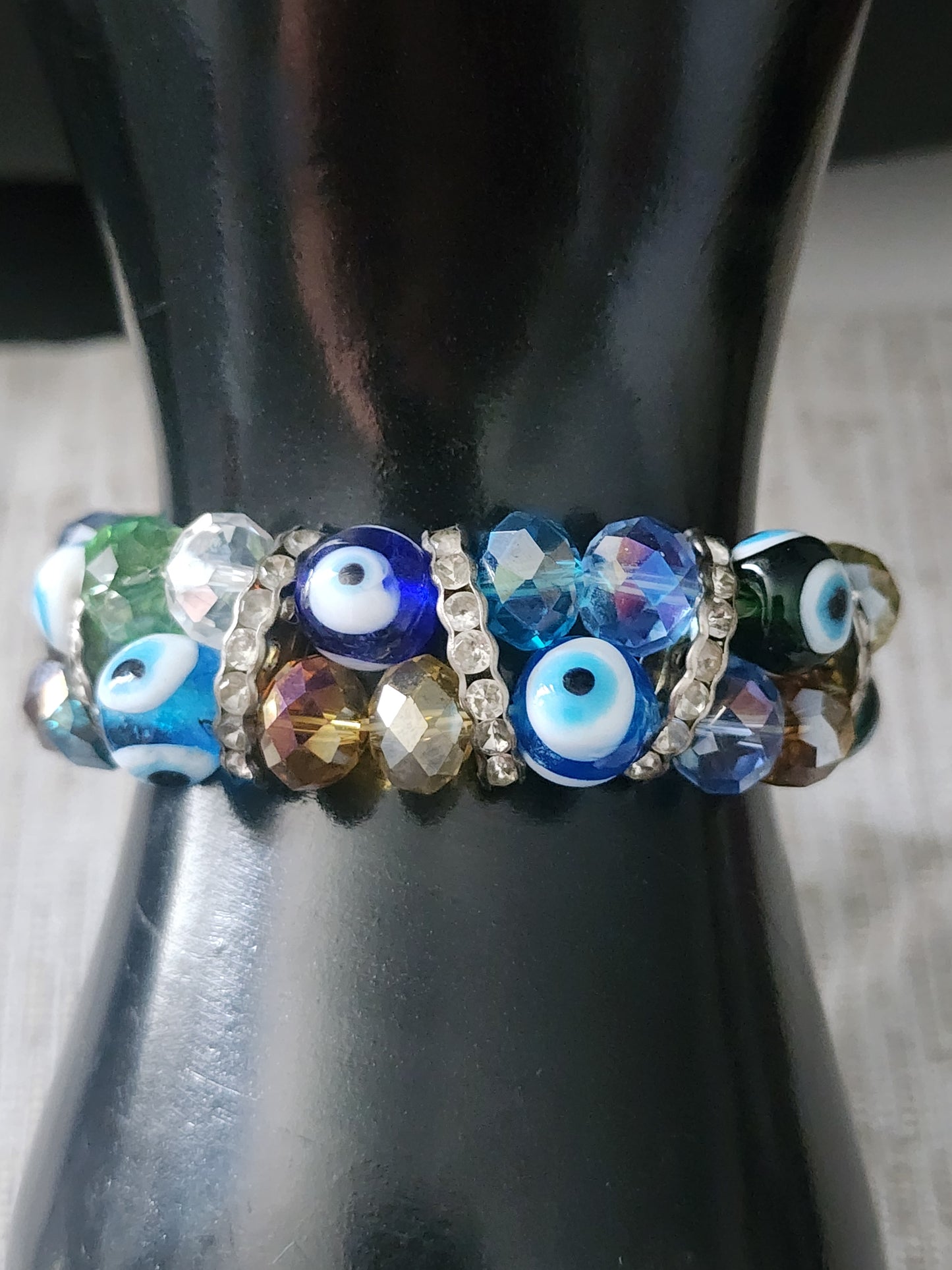 Evil eye art glass stretch bracelet
